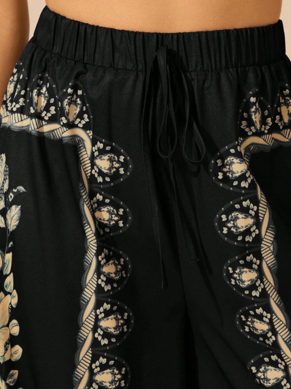 Black Boho Women's Tropical Plant Print Palazzo Pants - Picture 5 of 7